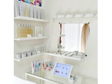 ポーラ 新安城店(POLA)の雰囲気（肌分析スペース。分析結果に基づいたマイコスメ体験できます♪）