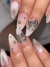 ワンホンガーリーネイル