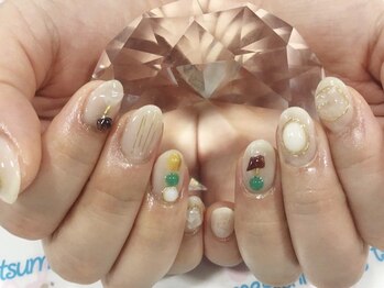 ネイルサロン 爪吉/天然石を乗せて♪