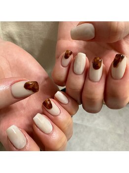 リリー バイ ロスターネイル(Lily by rostar nail)/
