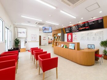 アクア治療院 伏古/ゆったり広々な待合スペース