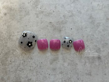 フラワーフットネイル