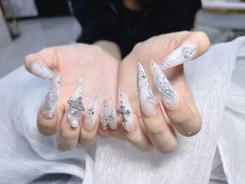 マルチューネイル 池袋(MARUCHU NAIL)/持ち込みデザイン/やり放題