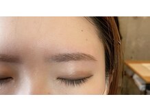 ダフネ(DAFNE)/毛量調整＆眉カラー