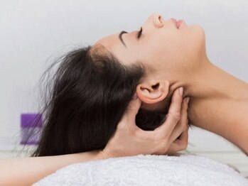 マハロ(MAHALO)の写真/【デドックスドライヘッドマッサージで癒しの空間を】男女問わずご来店いただけます!