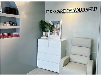 エン ネイル スタジオ(en.Nail Studio)の写真/足元からオシャレを楽しもう♪サンダルの季節もふとした瞬間も自信が持てるフットネイルをご提案