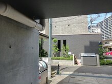 所沢西口連動整体院/道順１０　マンションの正面前