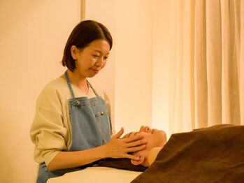 プライベートサロンBambi 船橋店【脱毛/美肌/ヘッドスパ/ブライダルエステ】の写真/話題のBBL光フェイシャルでたるみやほうれい線、しわにアプローチ◎エイジングケアができる肌質改善♪