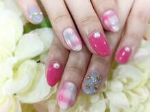 ネイルサロン 爪吉/淡いチェックが可愛い☆