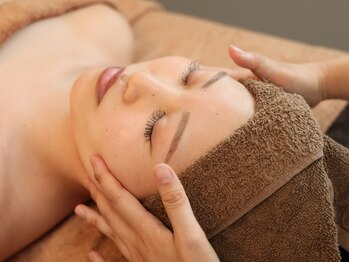 シロ チューズミー(Shiro choose me)/【ヘッドマッサージ付♪】