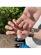 ビューティーフロア ビビット サロンアンドスクール(BEAUTYFLOOR vivid salon&school)/フレンチちぐはぐネイル★