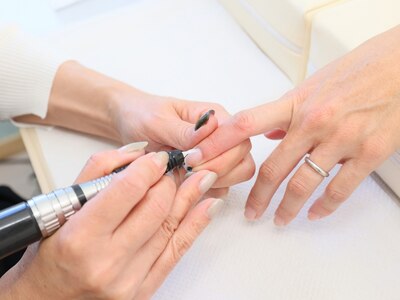 ＜Ｉ-NAIL-A　AAA認定　ウォーターケア＞自爪を丈夫に美しく育成