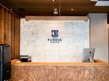 ファノーバ 奥沢店(FUNOVA)/整体院とは思えないお洒落な店内