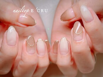 ネイルトップエクル(nail top E CRU)/グラデーション