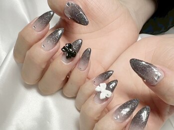 ユーフォリア(Euphoria)/モノトーンリボンネイル