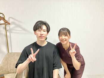 整体院 凪 名古屋徳重(nagi)/お客様とのツーショット3
