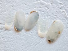 カトルナフ(quatre fois neuf)/ニュアンスフラワーネイル