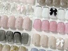 エマネイル プラス キハクヤ 本町店(EmaNail+KIHAKUYA)の雰囲気（定額コースお色味変更可能です♪ちゅるんカラーも沢山あります♪）
