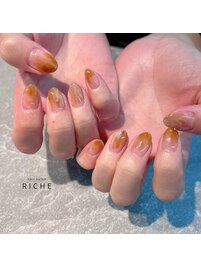 キャメルのニュアンスネイル