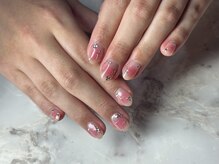 クリーク(CREEK)/チークワンホンちゅるんネイル