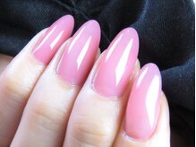 エヌネイル(N nail)の雰囲気（手を美しくみせる丁寧なケアと縦長ファイリング）