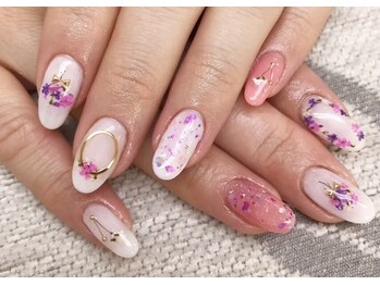 エムアイネイル(MI nail)/ジェルアートやり放題¥8200