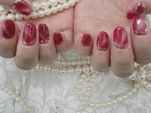 ハニービービー(Honey Bee Bee)/赤マグネットネイル