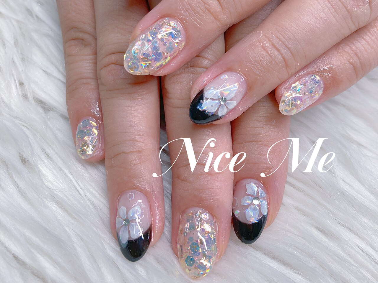 ネイルアート用品セット 黒バッグ付き Grazie AMOREのネイルデザイン[No.6894560]｜ネイルブック