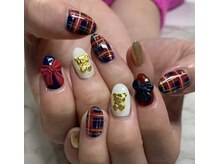 モモ(Momo)/英国風ネイルネイル