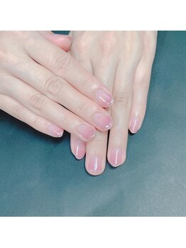 リマ(Lima)/秋のグラデーションネイル