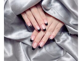 高級なフレンチネイル