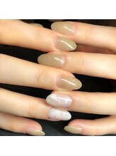 キャプラスネイル ミュウ(CAPLUS NAIL Mew)/夏カーキネイル