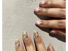 ノラ ミナミアオヤマ(NORA MINAMIAOYAMA)/もやもやミラーネイル