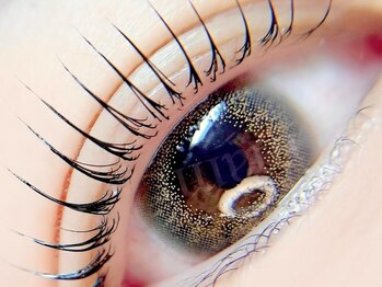 モレプラス(Molek plus)の写真/<実力派人気店！>予約殺到の次世代まつ毛パ-マ*根元からしっかり立ち上げるパリジェンヌラッシュリフト!