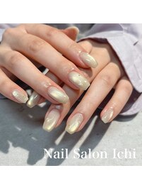 キレイめマグネットネイル