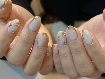 アール(ar.)/Half art___90min