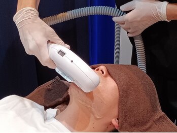 プラスワン/施術の様子