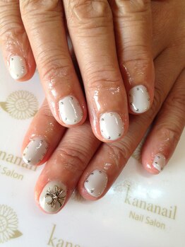 カナ ネイル(Kana nail)/