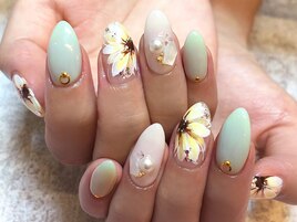 手描きフラワーネイル☆オーダー