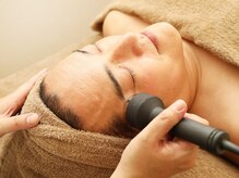 プル プリ(Puru Puri)/むくみの無いシャープな顔立ち！