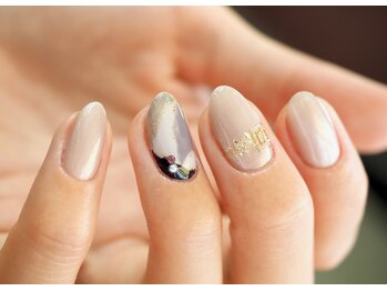 エクリュ(ecru)/季節の定額アート