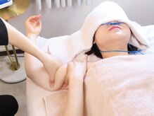 健美サロン ハナ(HANA)/筋膜ほぐしで二の腕ほっそり