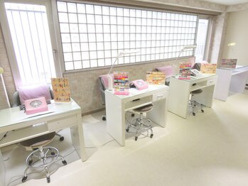 ネイルエイム(Nail eim)/初回ラメグラ3990円!