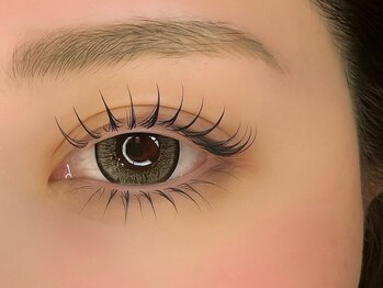 スティルカラン アイラッシュ(STILL calin)の写真/【高持続LEDエクステ】硬化が早くすぐ馴染む◎生え癖を見極める熟練の技で、ばらつきにくい理想の目元へ