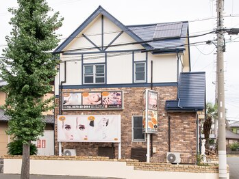 ビューティーリゾートリー(麗)/お店の外観です