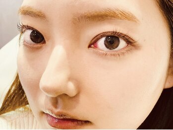 サロン アウラ(salon AULA)/眉毛スタイリング＆パリジェンヌ