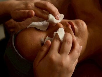 モーストビューティー(Most beauty)の写真/《鼻の毛穴にお悩みの方必見☆》毛穴の開き、黒ずみを改善◎毛穴レスな自信の持てる素肌へ導きます！