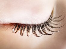 ティヤム(Tiam)の雰囲気（フラットラッシュ）