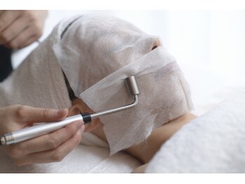 プライベートサロン 美月/シミ に毛穴 ニキビ美白ケアに