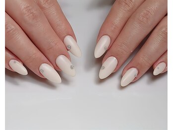 ヒュッゲ(Hygge)/白マットワンカラー